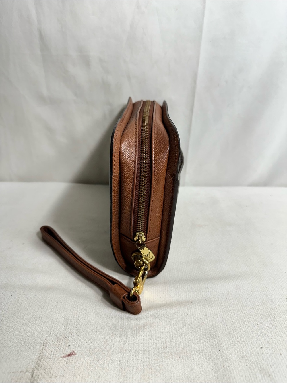 Louis Vuitton Clutch Bag - Picture 3 of 12